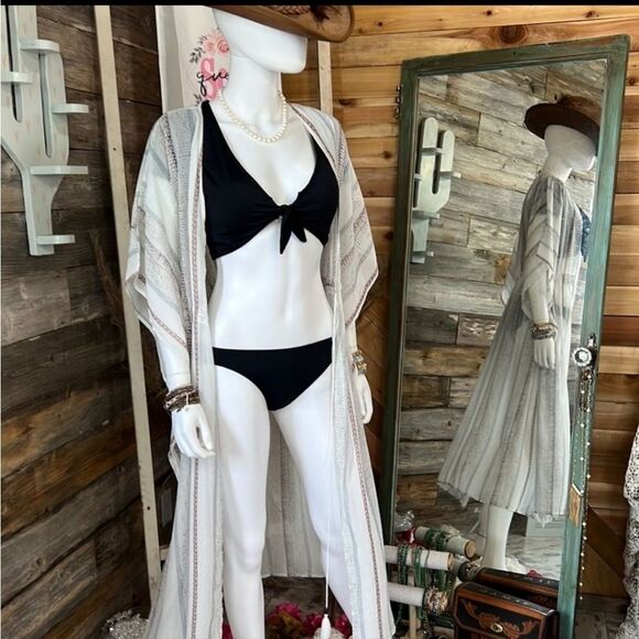 Michael Kors Black Tie Front Cap-Sleeve Bikini with Hipster bottoms size small - Picture 9 of 13